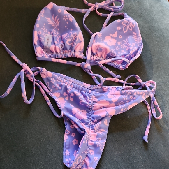 Floral Bikini Set - Purple and Pink. Size Medium - Picture 2 of 4